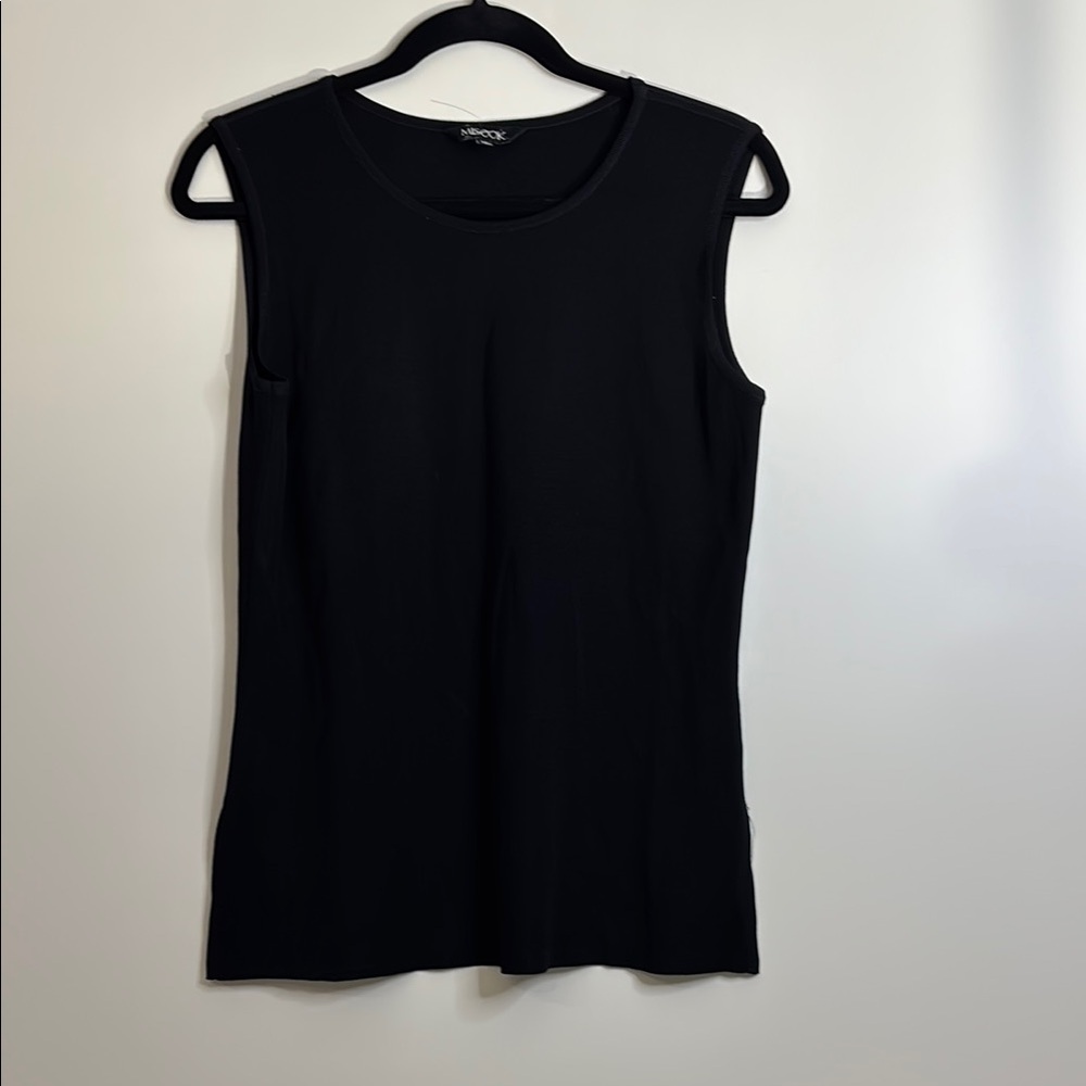 Black Sleeveless Top